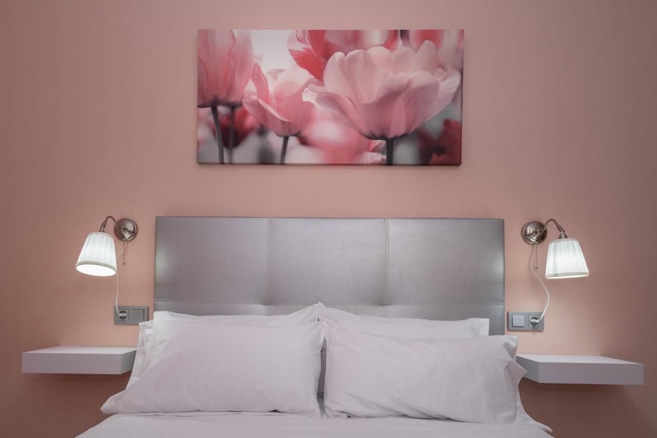 Apartament La Casina De Caces Zewnętrze zdjęcie